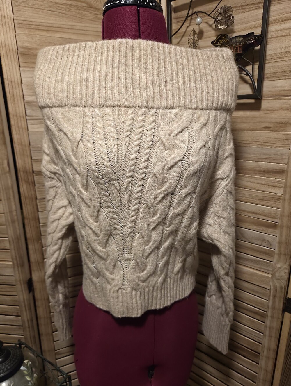 Express XS Tan Cropped Chunky L/S Sweater